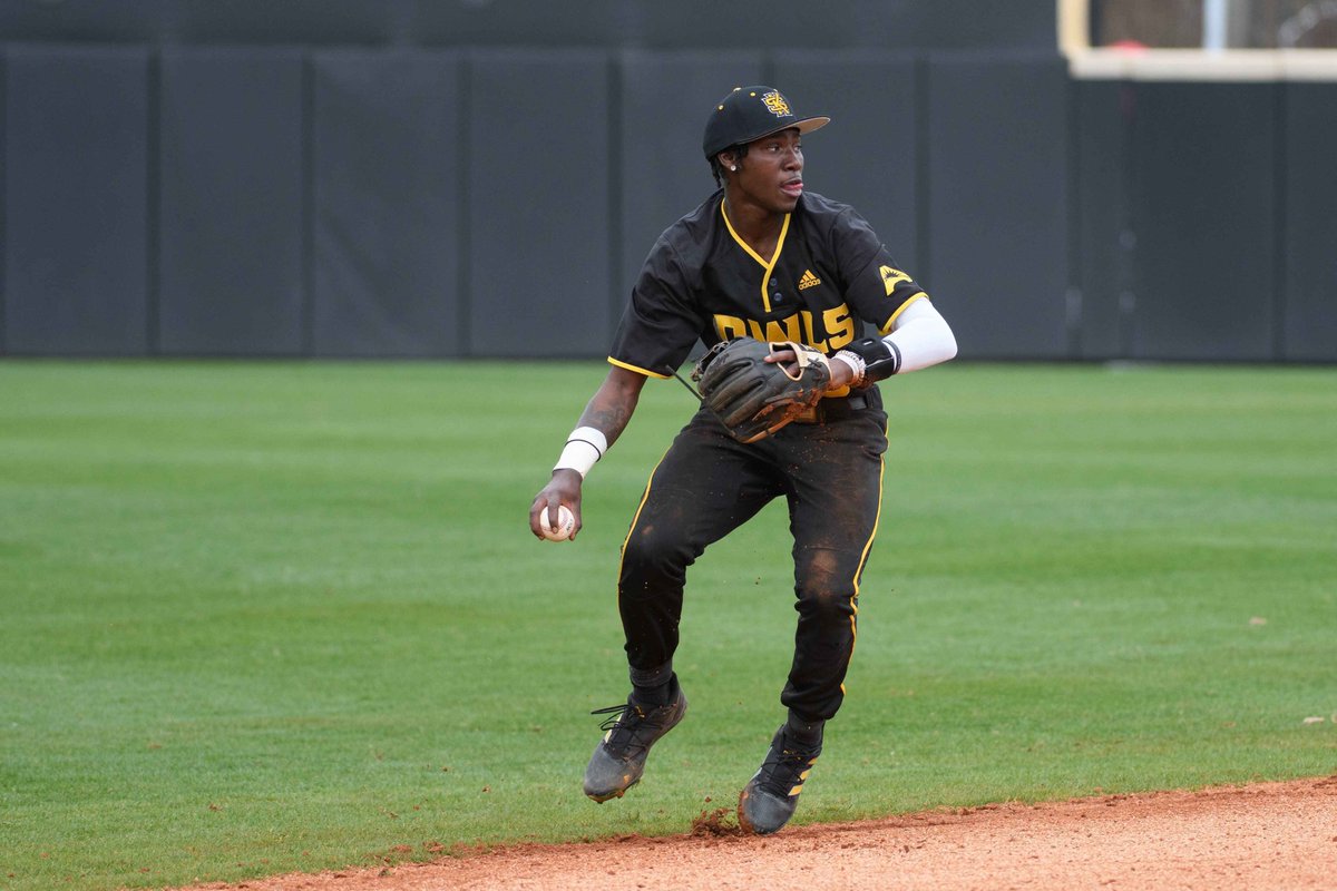 ▶️ Kennesaw State freshman Shamaar McDuffie is batting .368 with 10 walks since March 16. 📝 McDuffie showed hitting ability and shortstop skills at multiple Future Stars Series events, including our 2022 Underclass Elite. @NB_Baseball #WeGotNow @KSUOwlsBaseball