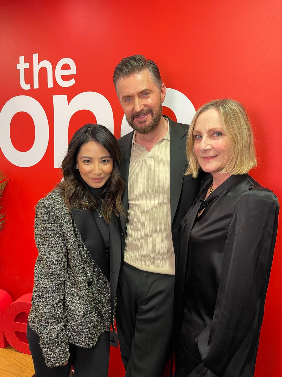 In-flight entertainment just got deadly 👀 @RCArmitage, Jing Lusi and Lesley Sharp tell us about new thriller, 'Red Eye', on tonight's #TheOneShow. Watch live from 7pm 👉 bbc.in/3PZfqo8