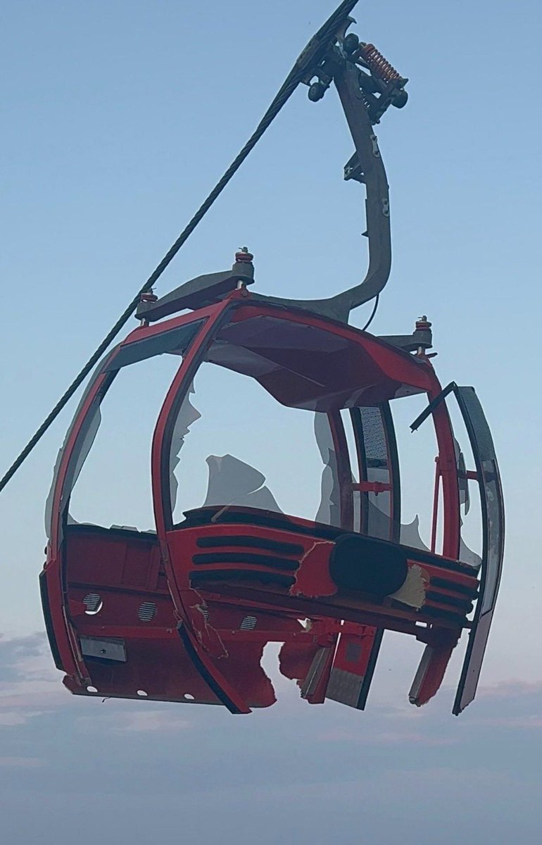 Antalya'da yaşanan teleferik kazasında hayatını kaybeden yurttaşımıza Allah'tan rahmet, yaralanan yurttaşlarımıza acil şifalar diliyorum. Kazanın ardından teleferik görüntüsü korkunç, kabin nasıl bu hale geldi? Kazanın arka planında ne var? Zafer Partisi olarak takipçisi…