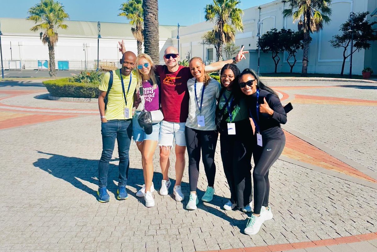 CarolinePule's tweet image. About the epic @2OceansMarathon Expo 2024 🔥&amp;amp; reconnecting with fellow global teammates Chris and Jelena 🏃‍♀️🏃‍♀️🏃‍♂️🤩💙🇧🇪🇿🇦 and nice seeing all my #ASICSFrontRunnerZA team. All the best for those running. thank you #TTOM for such well organised expo! For the love of running!! ❤️🙌😎