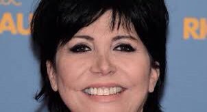 boujemaa_b's tweet image. Avant, les amateurs de chirurgie ressemblaient à Michael Jackson ( #LianeFoly… )
Maintenant, c’est à Jack Lang 
La patte du chirurgien, c’est pire que les peintres cubistes.. il y a la signature: alors team extraterrestre petit gris ou bouc ? #BrigitteMacron #JeanMichel teigneux