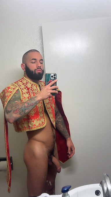 Kinda wanna wear this to Coachella but feel like it&rsquo;s too much 🫤  Thoughts? https://t.co/DGfD3uFanJ