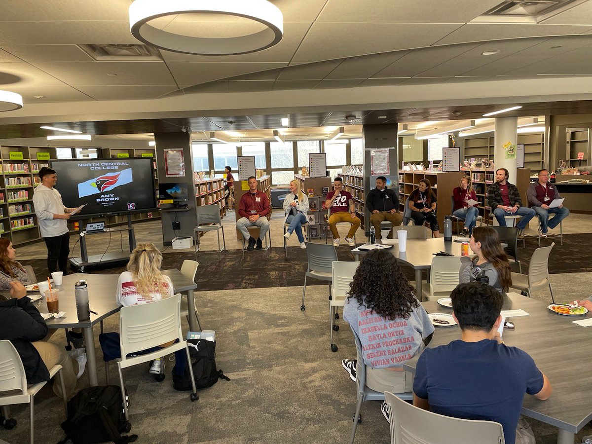 Fun Friday for all Juniors were March Madness Champions for best attendance &amp; received ice cream sandwiches from our deans office &amp; our Staff who played College Sports Panel got to share their experiences &amp; advice &amp; some laughs with our future student athletes!!! #MortonPride