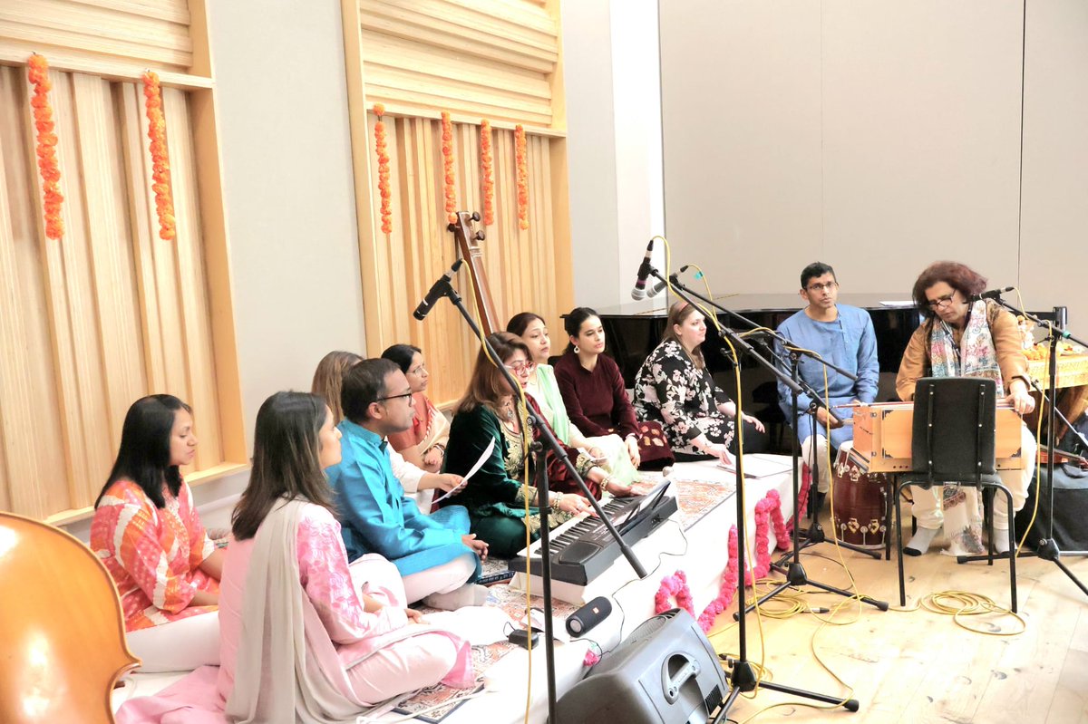 Indian Music Space at @MyBCU! 🎶CG @venkatifs inaugurated Indian Music Room along with other dignitaries at Royal Birmingham Conservatoire - an ideal platform for British students to delve into the beauty of 🇮🇳 music. Successful reflection of the @iccr_hq Chair in @MyBCU !!