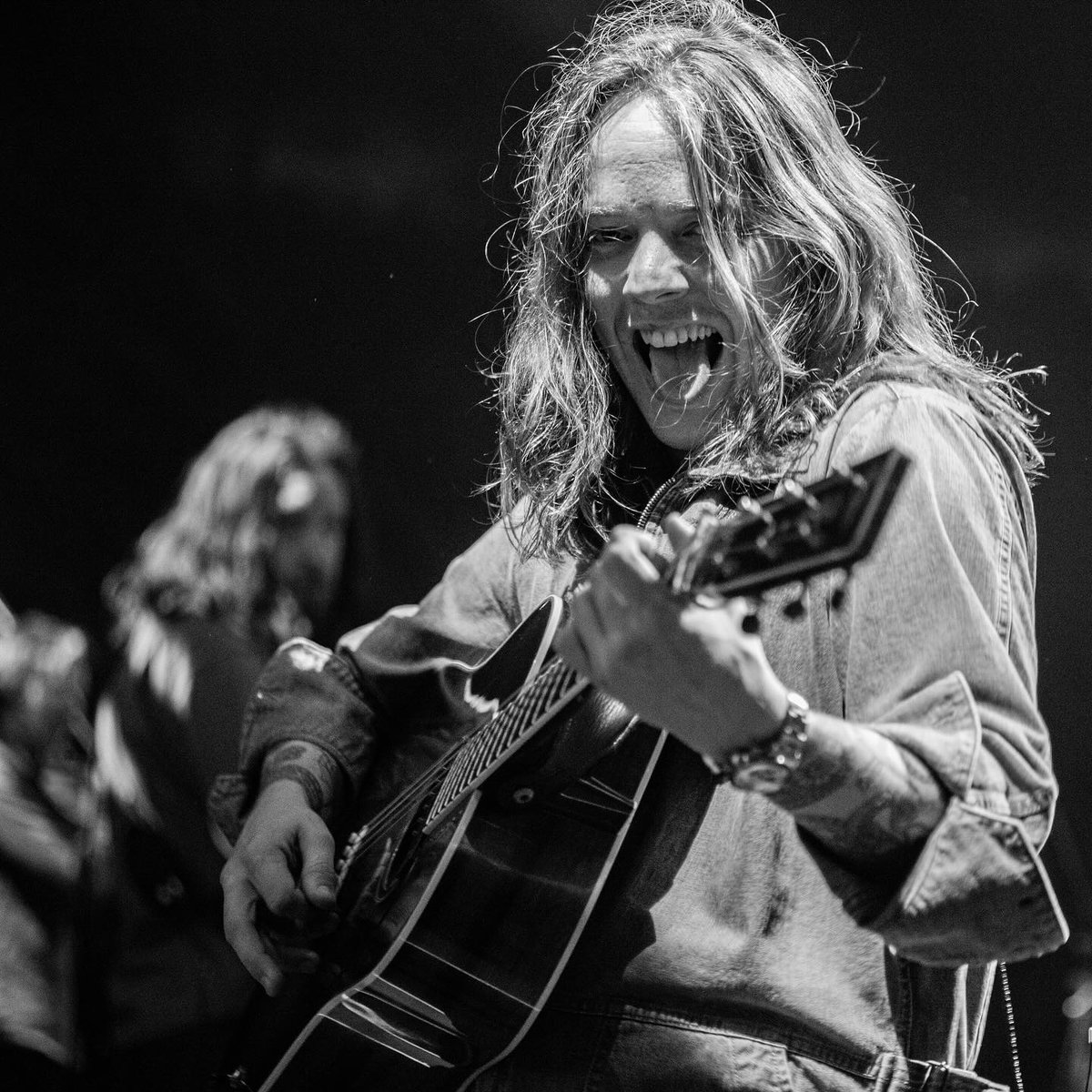 Get ready y'all, @BillyStrings is coming in hot for two nights at Tampa's Yuengling Center, and we'll be livestreaming both shows free for subscribers 🪕 Watch the Spring Tour opener live tonight at ~7:30PM ET, and get ready for 12 more shows to follow! 📺 ➡️…