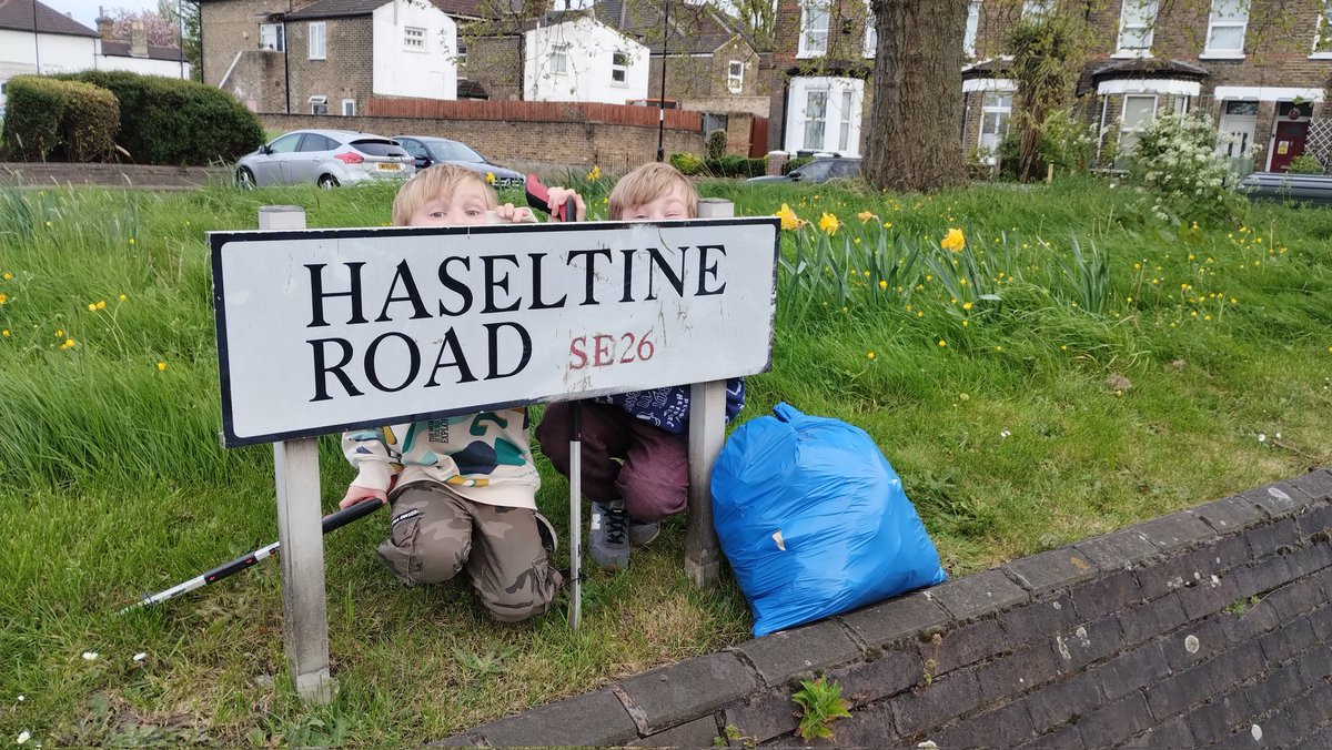 Pre-dinner litter pick. #litter #rubbish #bellgreen #se26 #sydenham