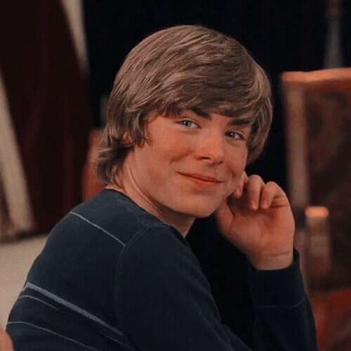 notgwendalupe's tweet image. Zac Efron in High School Musical, 2006