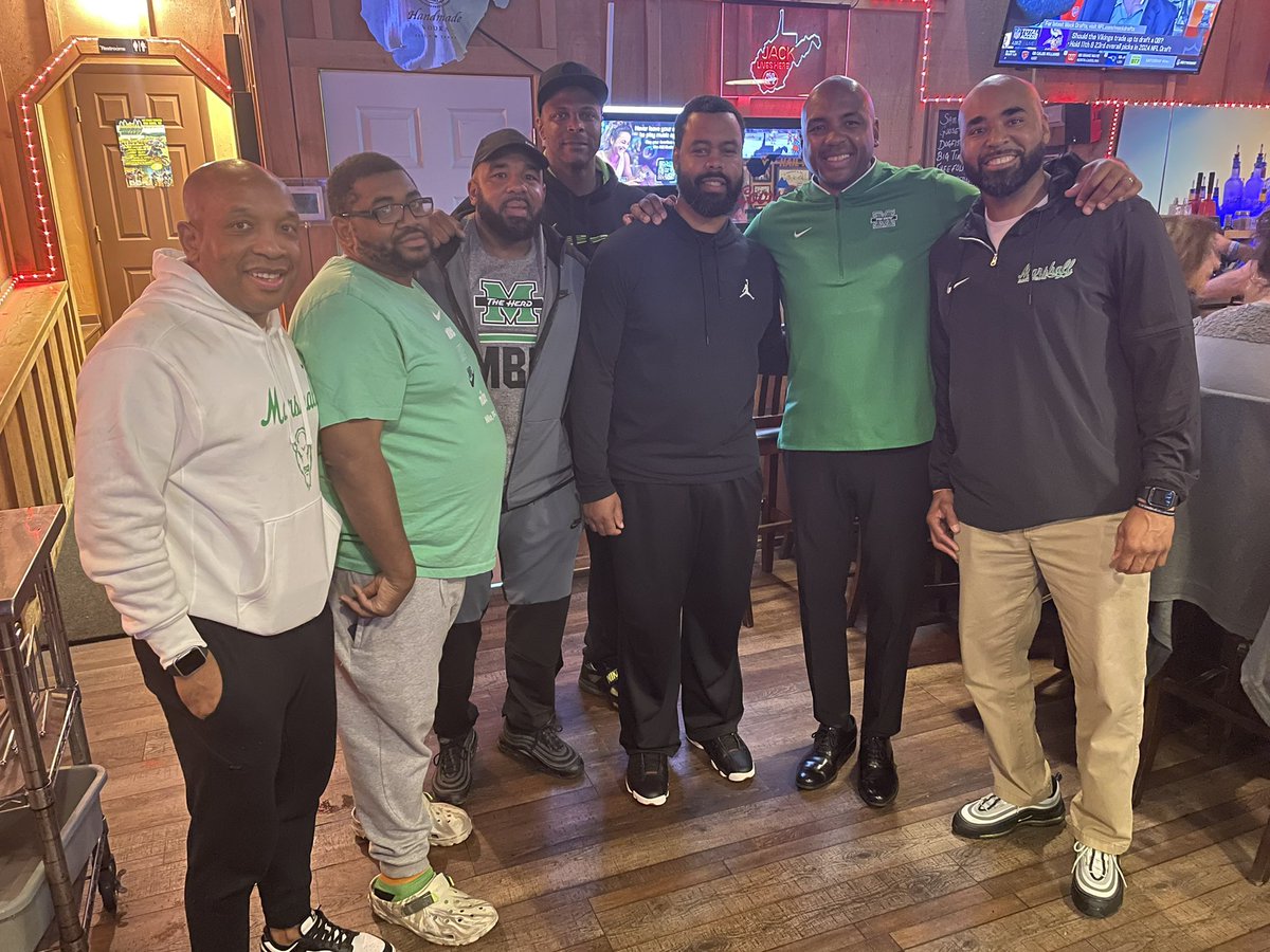 New Marshall Men’s Head Basketball @Coach_CJackson and some of his former teammates and friends that surprised him last night during the @bacmu1990 gathering! The support runs deep - consider supporting our current student-athletes by joining the Big Green today!