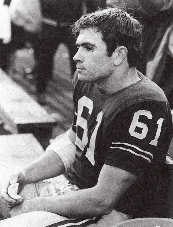 Random: At 6 feet, 195 pounds, Tommy Lee Jones….was the smallest player on the Harvard offensive line. Jones played guard for all 4 years, voted MVP/1967 & 1968. His 1968 team, Ivy League champs, went undefeated