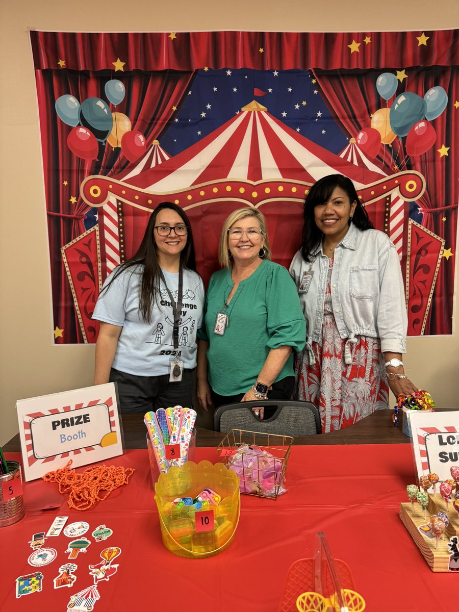 There’s a circus in @TomballISD @TISDOIS Kids were so excited and engaged in their review day! (And so were their teachers!) @TISDMulti @MyriamKhan15 #DestinationExcellence