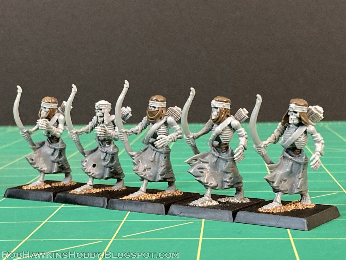 New blog post, converting #TombKings skeleton archers with robes and cowls: robhawkinshobby.blogspot.com/2024/04/put-so… #TheOldWorld #Warhammer #AoS #KingsofWar #The9thAge #VampireCounts #SoulblightGravelords #AgeofSigmar