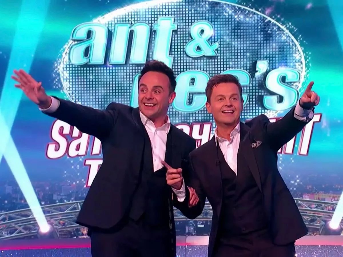 24 hours until the beginning of the end. 🥲

For one last time (for now), #SaturdayNightTakeaway airs tomorrow at 7:00pm on ITV1 and @ITVX 🥺🎉