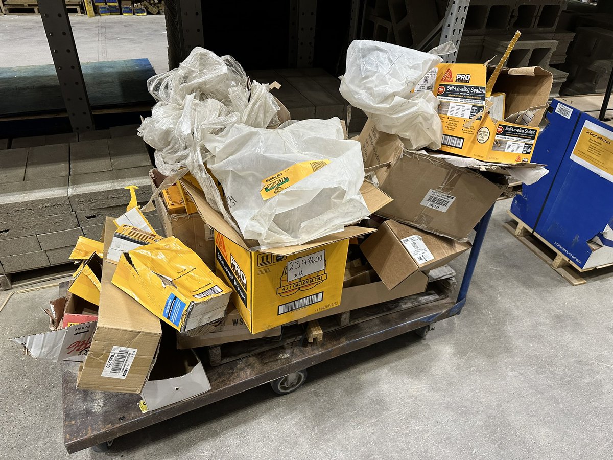 lenny0746's tweet image. Concrete aisle pack down @Lowes 454. Former MST days coming out in me. #cardboardchallenge @mickm142 @MichelleD454 @JBBailey9 @BenitoKomadina @bbrammell816 @kennygrimsley #zonerecovery.