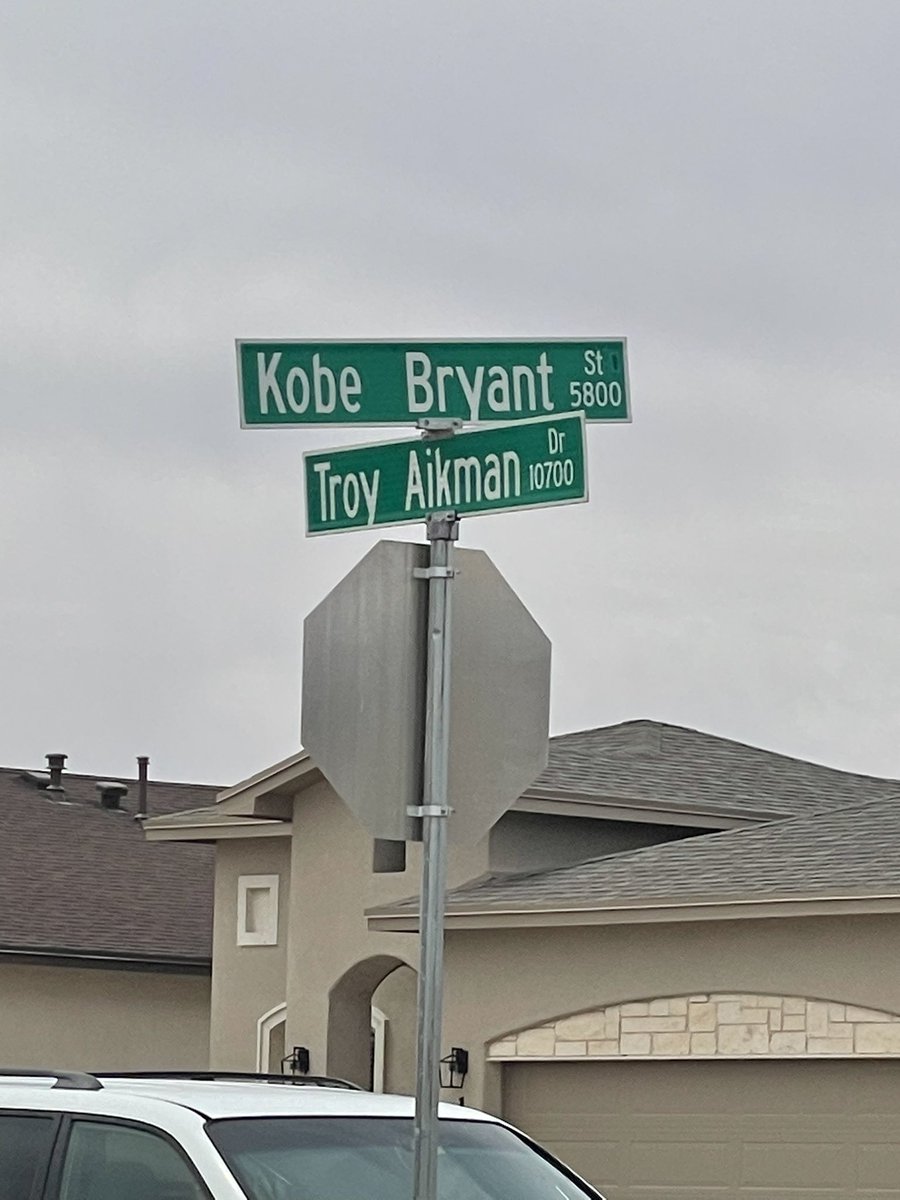 This is a real intersection in El Paso.