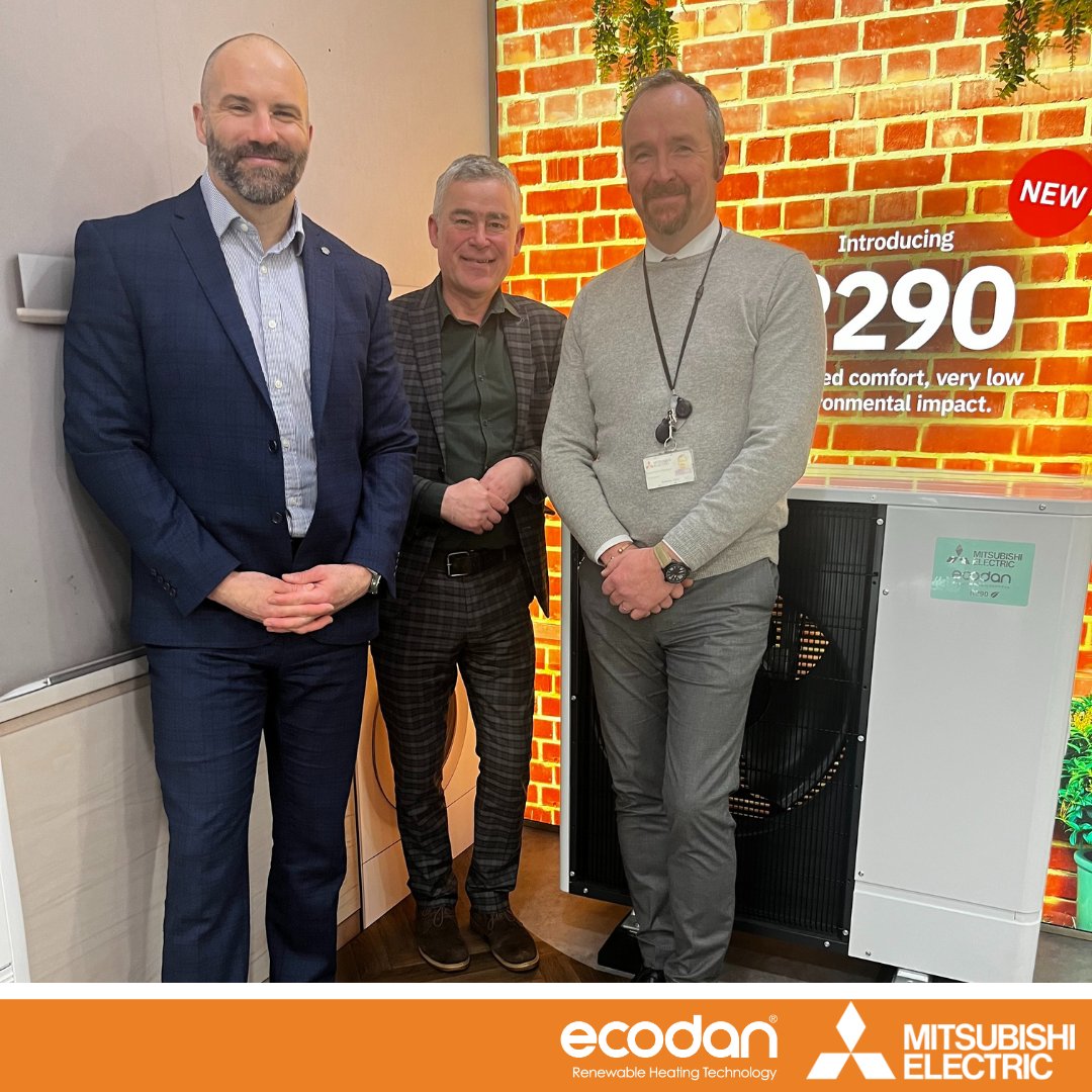 MP & Chair of @PRASEG Alan Brown joined us at the Livingston factory for a tour & discussion on growth of heat pump installation. @AlanBrownSNP, Russell Dean, Rodney Ayre & @achilleasonline