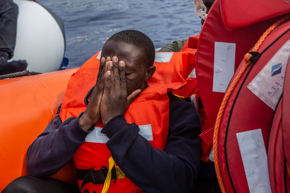 MSF_Espana's tweet photo. 🛂 Numerosas organizaciones y colectivos sociales alertamos que el #PEMAMata: un acuerdo que avala rechazos en frontera, obstaculiza el acceso al asilo y criminaliza injustamente a las personas migrantes y #efugiadas.
👇
https://t.co/rWj0JKgXon https://t.co/VqsHoU97lq