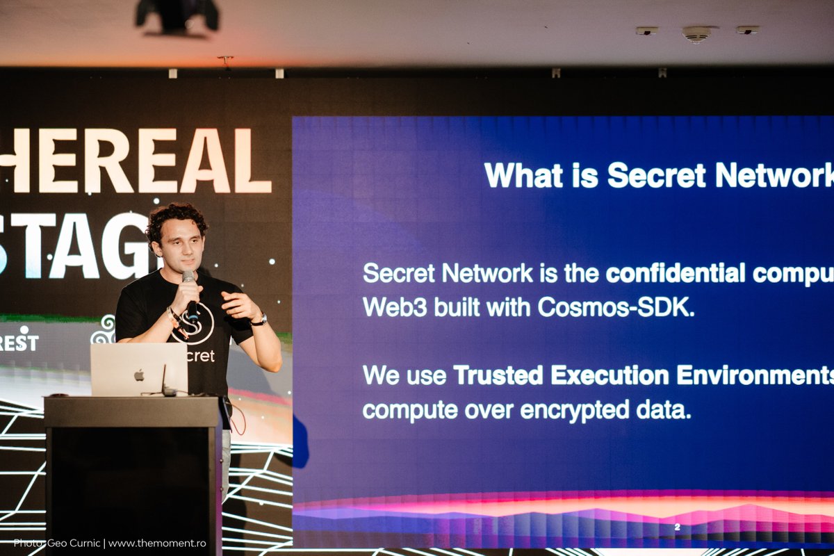 Our DevRel @Secret_Saturn_ on stage at @ETHBucharest_! What a fantastic presentation and event! Not to mention the hackathon where the winning project used #SecretVRF to claim the prize! Secret Saturn, is one of the best in the business 💪