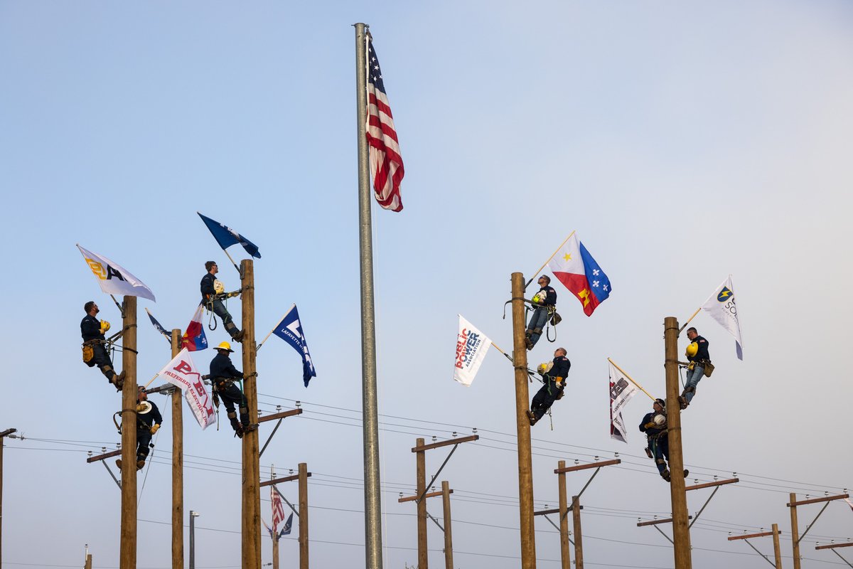 Congrats to our crew for powering through the 2024 @publicpowerorg Lineworkers Rodeo! 👷‍♂️🎉 It was a stunning showdown of skill and expertise, as our journeymen competed against some of the best teams in the nation. Join us in giving them a big round of applause!👏👏 #CPSEnergy