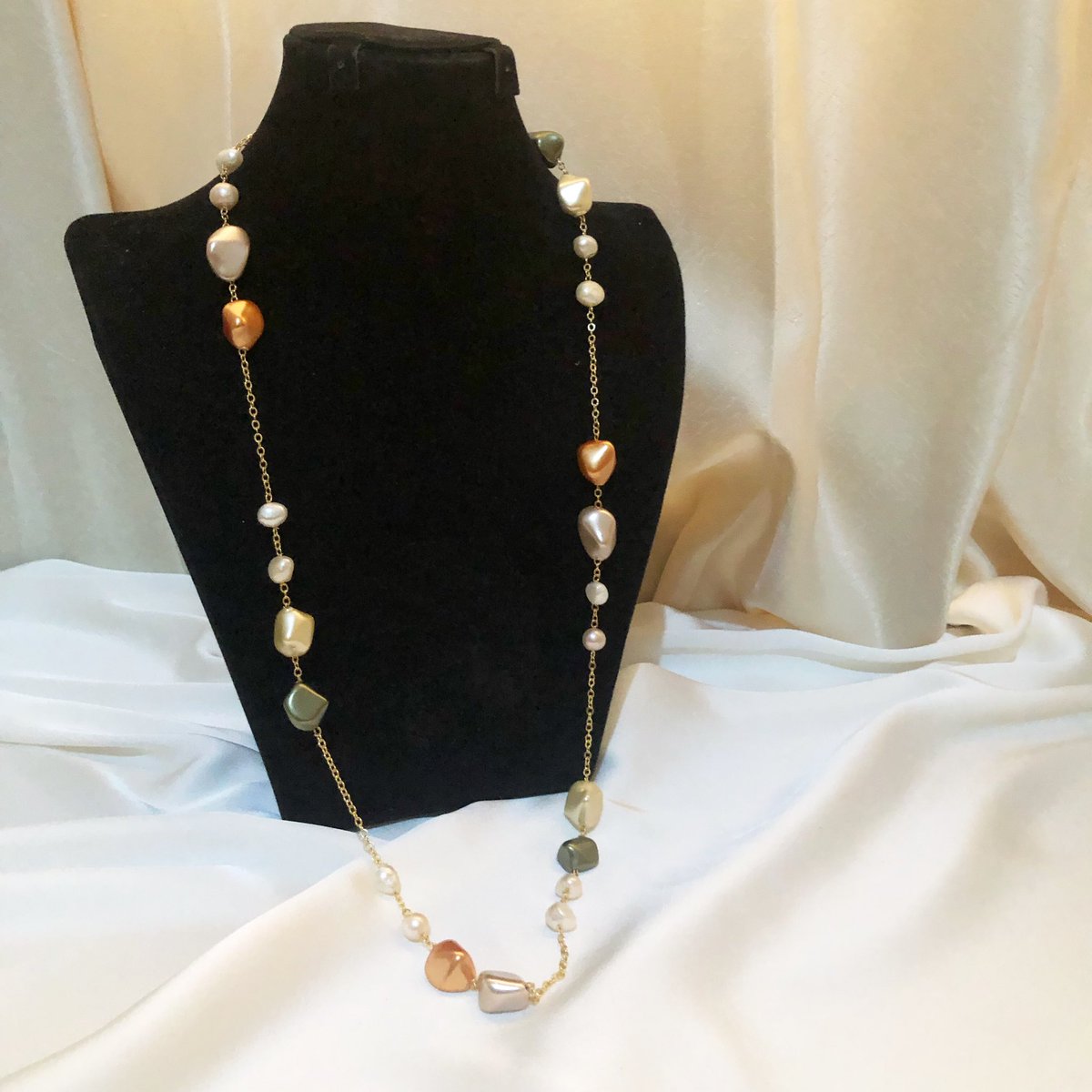 Long chunky pearl N15,000