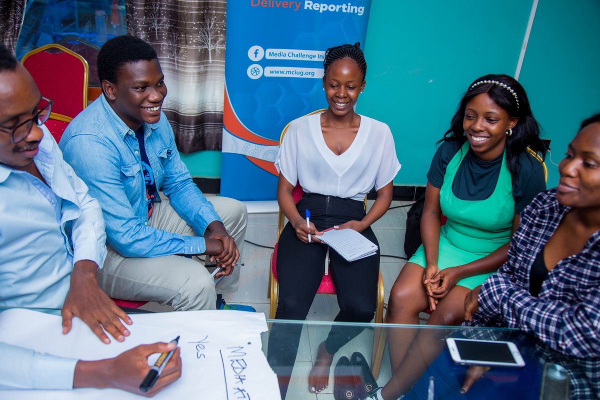 We joined the 2024 @IMChallengeug fellows in their ongoing Public Service Delivery Reporting training that is underway in Jinja. Through group discussions, the fellows reflected on the future of Uganda's media and its role in Shaping Democracy. #KAS4Democracy