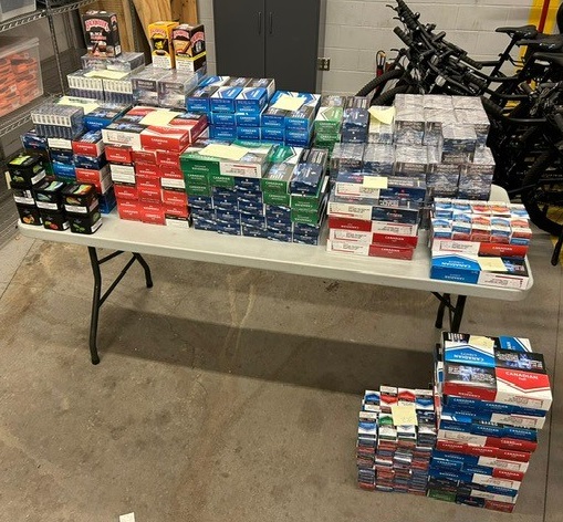 Convenience stores charged with illegal tobacco sales: The Edmonton Police Service (EPS) and Alberta Gaming, Liquor and Cannabis (AGLC) have charged four northeast Edmonton convenience stores in relation to the sale of illegal tobacco. In January of… dlvr.it/T5QqRG