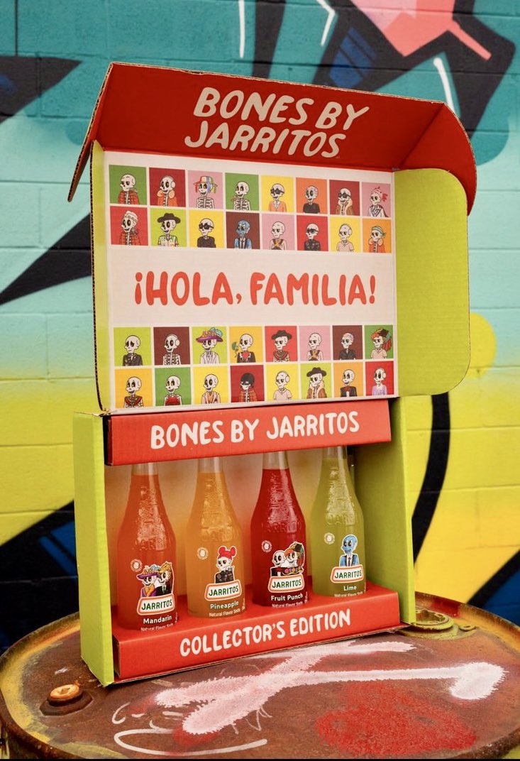 Alright, we’ve got 10 Collector’s Edition Familia Packs to give away!💥

For a chance to win,
1️⃣ Follow <a href="/Jarritos/">Jarritos</a> 
2️⃣ Retweet AND like this tweet
3️⃣ Reply telling us which of the four flavors in the box is your favorite!