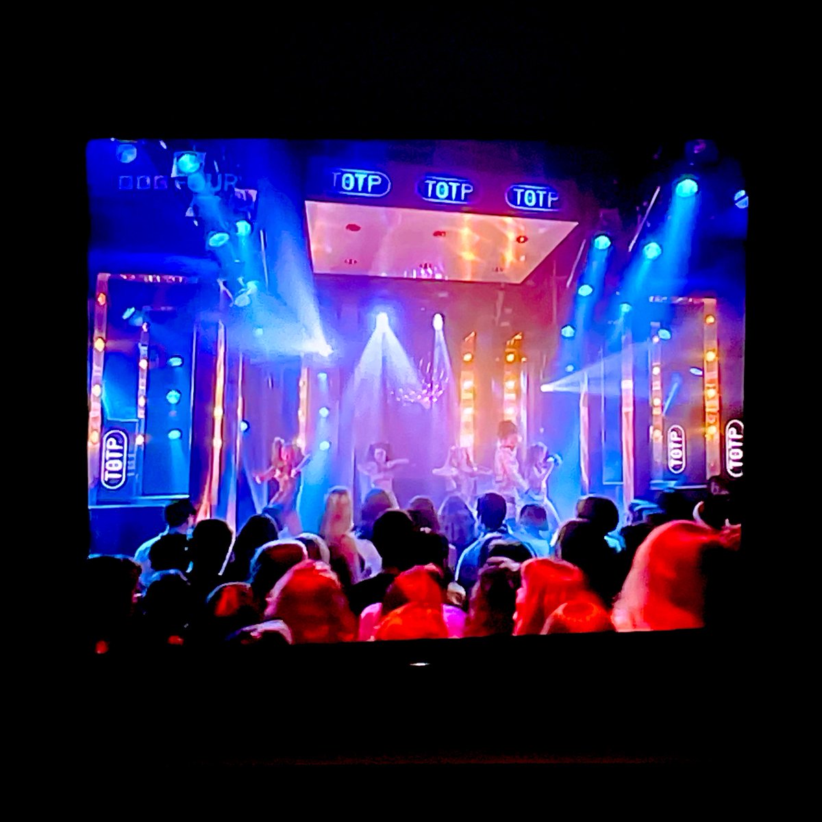 Top of the Pops 1995. I know every song and they’re still better than the crap of today! The 90s were such a great time to be alive! 🤩