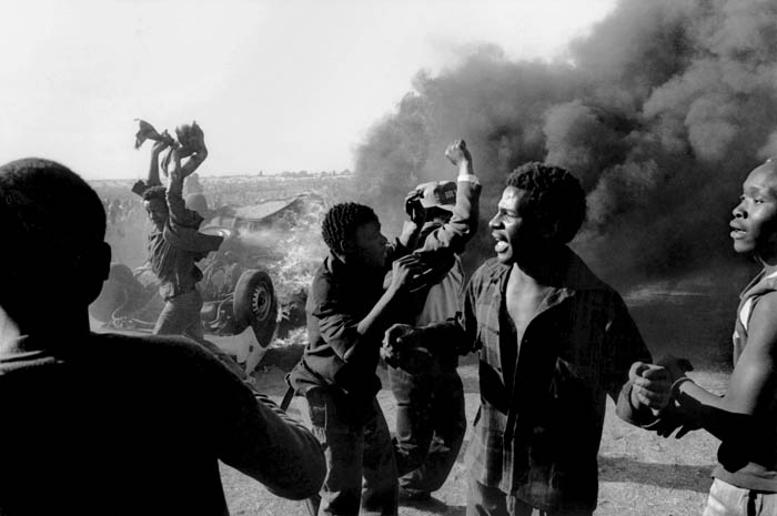 Tomorrow, Saturday 13 April at 14:00 to 16:00 there will be a panel discussion on the 40th anniversary of the Vaal uprisings. The panel includes Prof Noor Nieftagodien (Wits), George Makhanya (former member of MAWU and founding member of NUMSA) and Molefatsi Mashinini (student