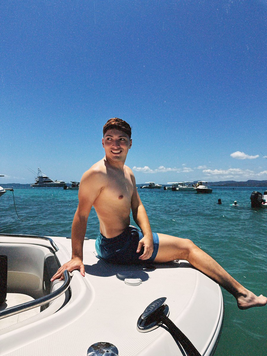 ManuelPerocier's tweet photo. Me fui de bote 🛥️✌️🩵 https://t.co/adQPXGTnX6