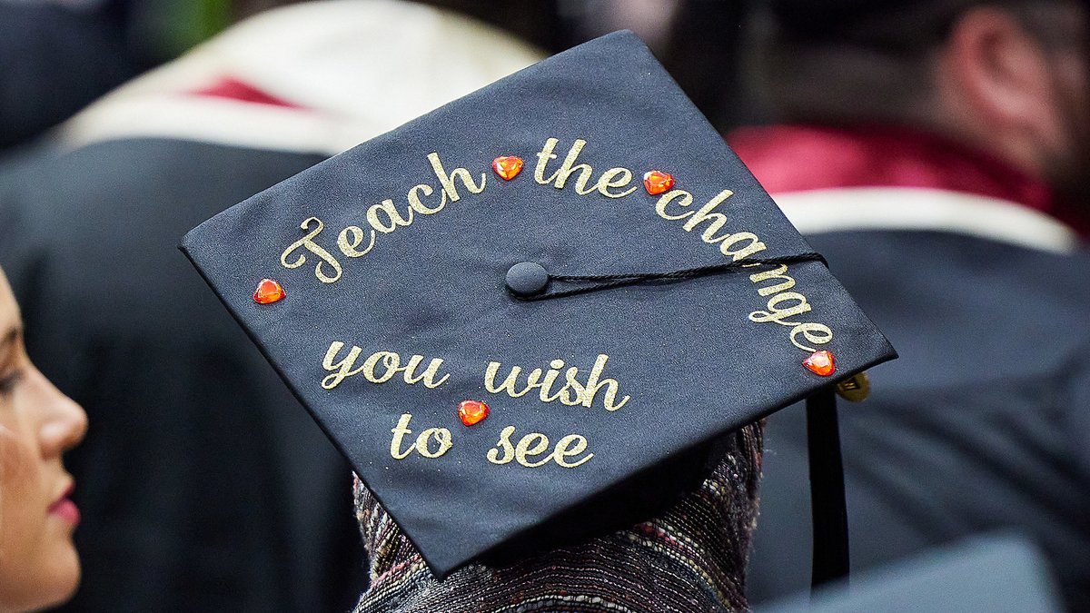 Flashback to the College of Education convocation last May. Students, whether you're a month or two years away from graduation, this will be you someday. You've got this! #OUFamily Photos by University Photographer Travis Caperton 🙌