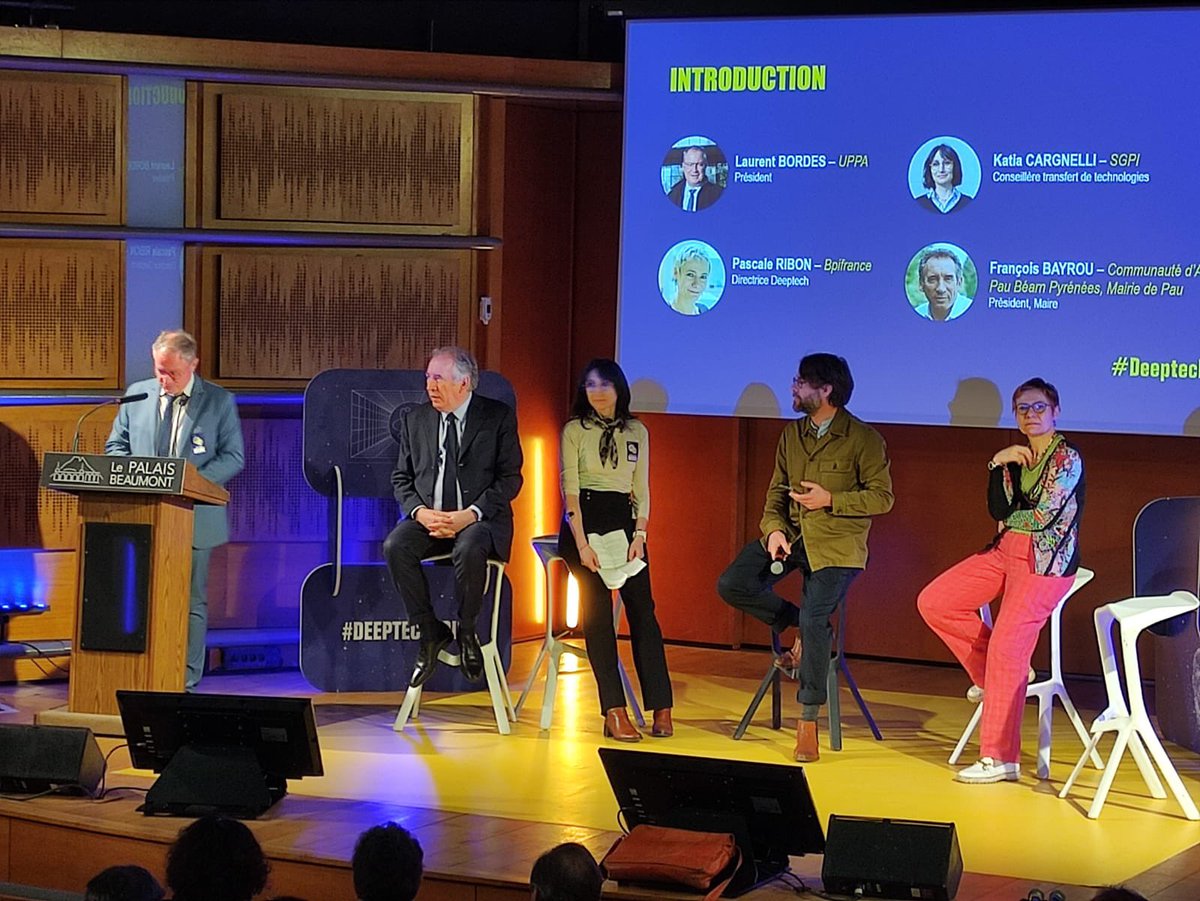 CNRSAquitaine's tweet photo. Aujourd’hui avait lieu, en partenariat avec le @CNRS, l’événement #DeeptechTour de @Bpifrance à Pau ! 

Au programme : témoignages d’acteurs de la #recherche et de l’#innovation, retours d’expériences et networking. https://t.co/8nndtOTIPI
