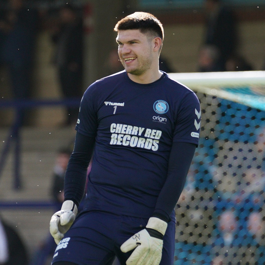 🧤 Good luck to @MaxStryjek, who joins Crewe Alexandra on a seven-day emergency loan deal.