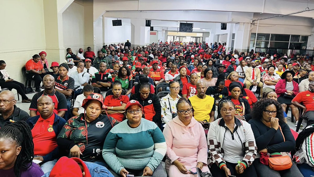 #COSATU held clustered #Shopsteward Councils to mobilize workers and their families to participate in the #InternationalWorkersDay on May 1 and #VoteANC on May 29 #VoteANC @SowetoTVchannel
@MYANC
@SACP1921
@_cosatu