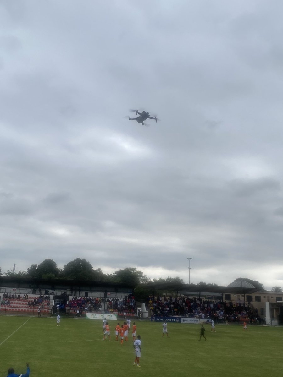 Drones, nyau dancers, it’s a crazy world in Div One, ⁦@CastleLagerPSL⁩ still has to catch up with sights and sounds of Div One. Scott Sakupwanya declares in the stands ⁦@HighlanderBosso⁩ will win league