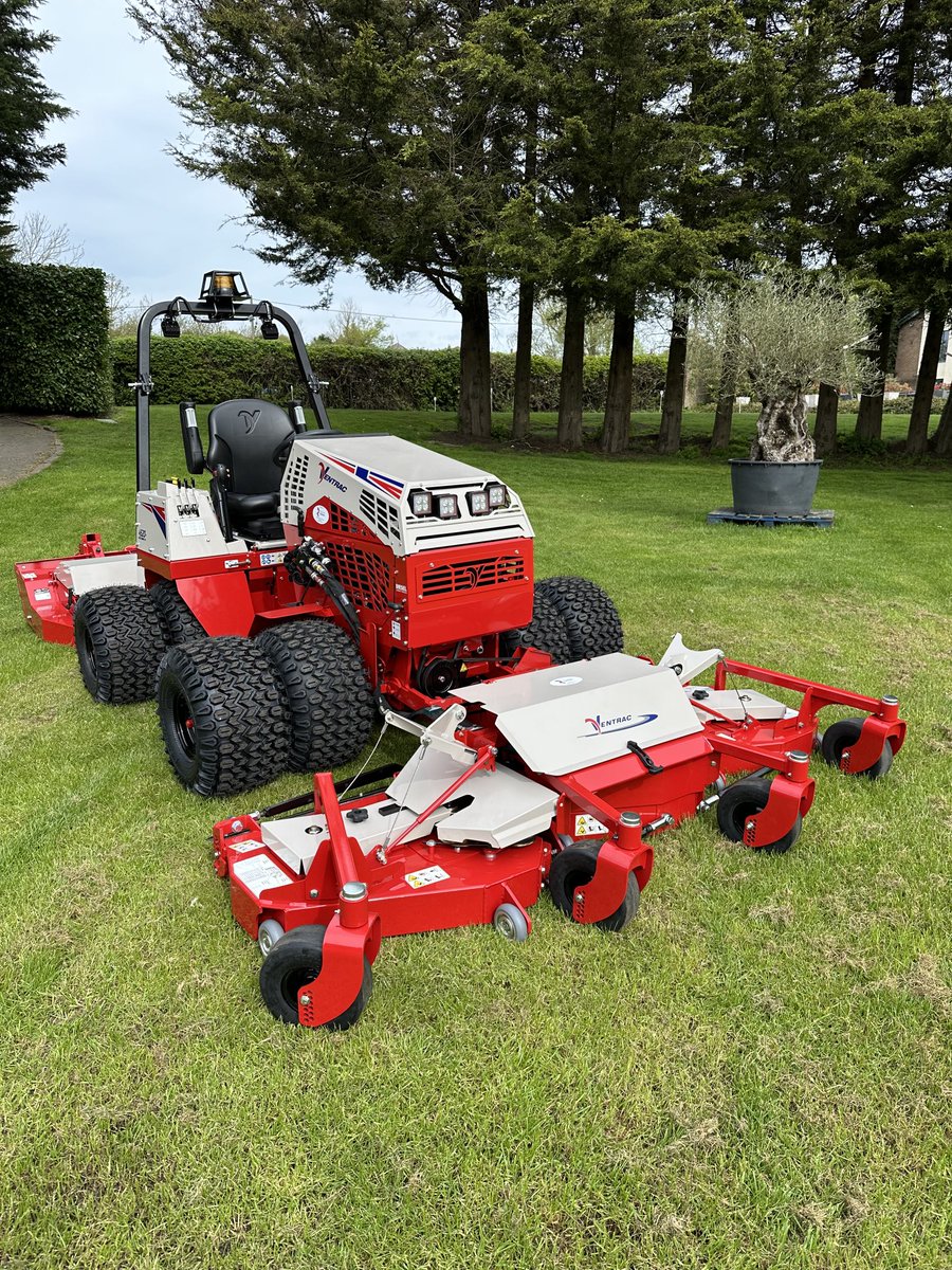Yet another Ventrac 🤔Delivery today to Three Rivers Gc 🏌️‍♂️c/w contour deck &amp; tough deck . Many thanks Gary P &amp; Paul for the order 😊 #Everyone wants one #Quality #Versatile ⁦<a href="/ReesinkTurfcare/">Reesink Turfcare UK</a>⁩ ⁦<a href="/threeriversgolf/">Three Rivers Golf Course Conditions</a>⁩ ⁦<a href="/priceturfcare/">PriceTurfCare</a>⁩