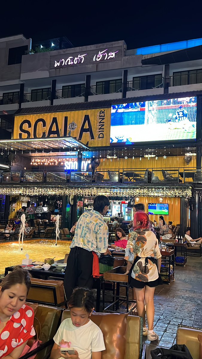 Pat Comer tweet media