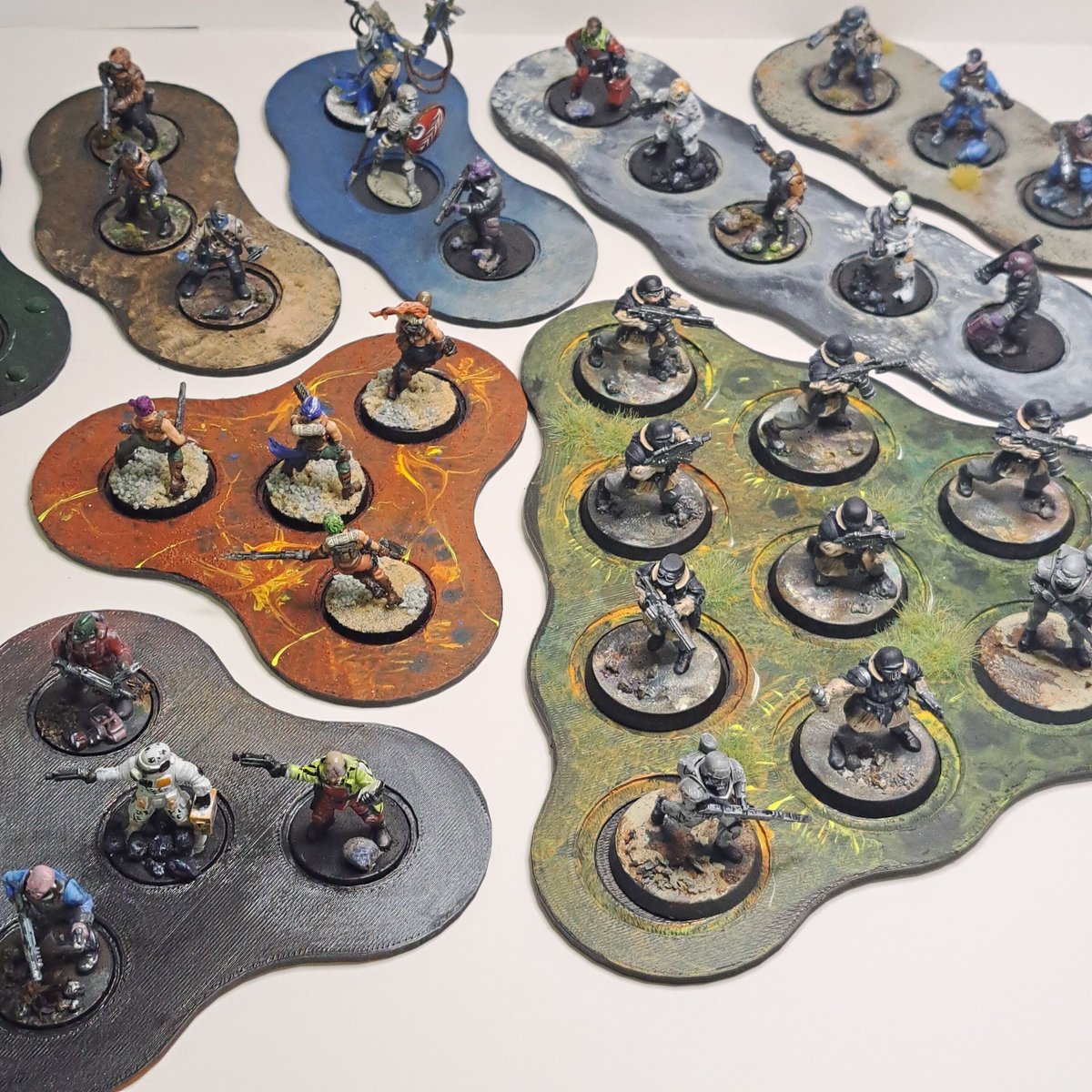 MoonhopperGames's tweet image. New! Movement trays.

Some will be 3D print only, some available for download only...Watch this space.

#movementtrays #tabletoptools #wargaming #wargamer #wargamingcommunity #heroicscale #wargames