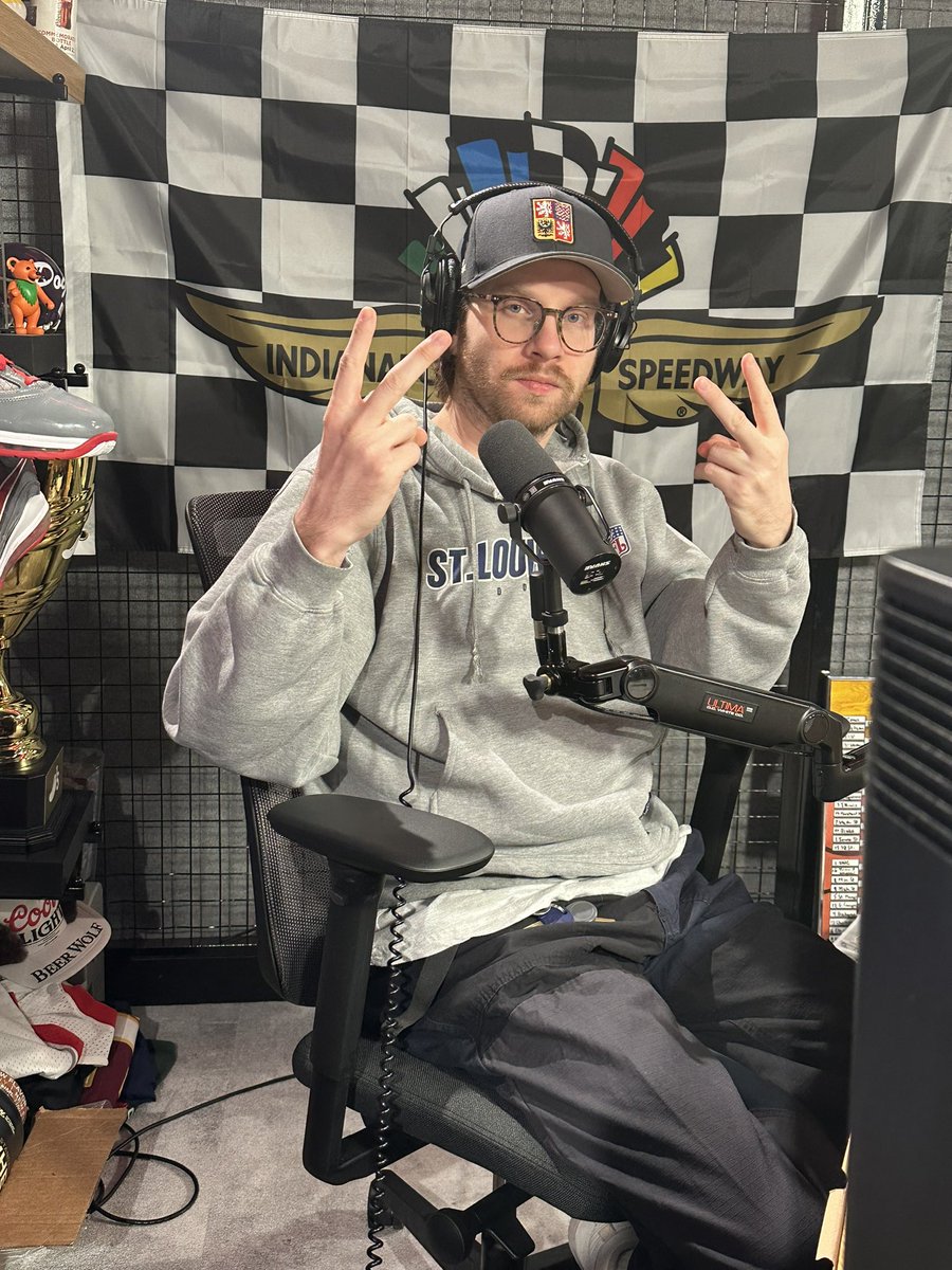 Mostly Sports is live now. Clicky rejoins the family. barstool.link/mostly-sports