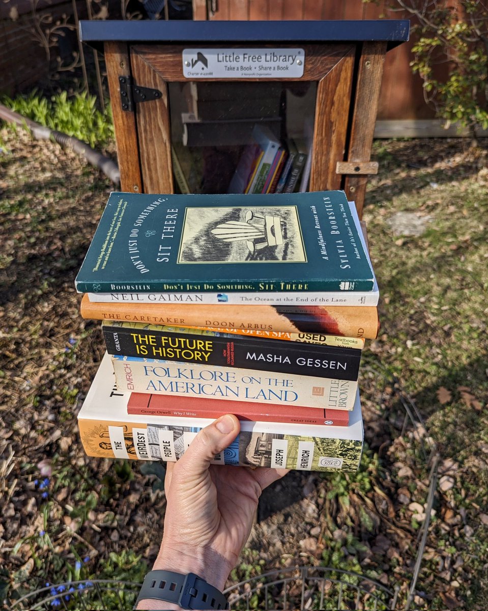 It's a gorgeous spring Friday morning in Madison and the weekend is upon us! A perfect occasion for some spring cleaning. It always makes me so happy to stack our Little Free Library with a pile of fresh books. I hope these find good homes! 📚🌿✨