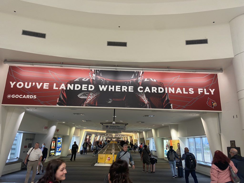 begreat_mari's tweet image. i’m here Louisville !!!!