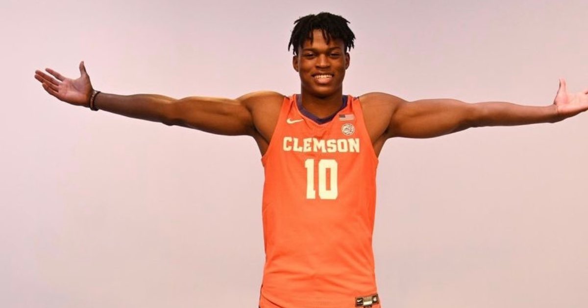 Clemson sophomore RJ Godfrey has entered the Transfer Portal @On3sports has learned The 6-8 forward started one game and played in 33 this season. He is originally from Georgia. on3.com/db/rj-godfrey-…