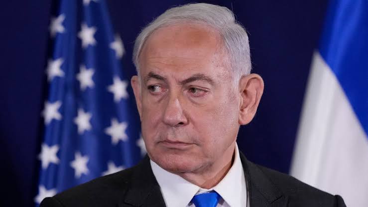 🇮🇱#URGENTE: #Israel: Netanyahu, se reunirá hoy con el Gabinete de Guerra con la asistencia de altos funcionarios de Defensa y militares, para discutir la preparación final israelí para un ataque de represalia de Irán y las opciones de respuesta después del ataque. #Hamas #Gaza
