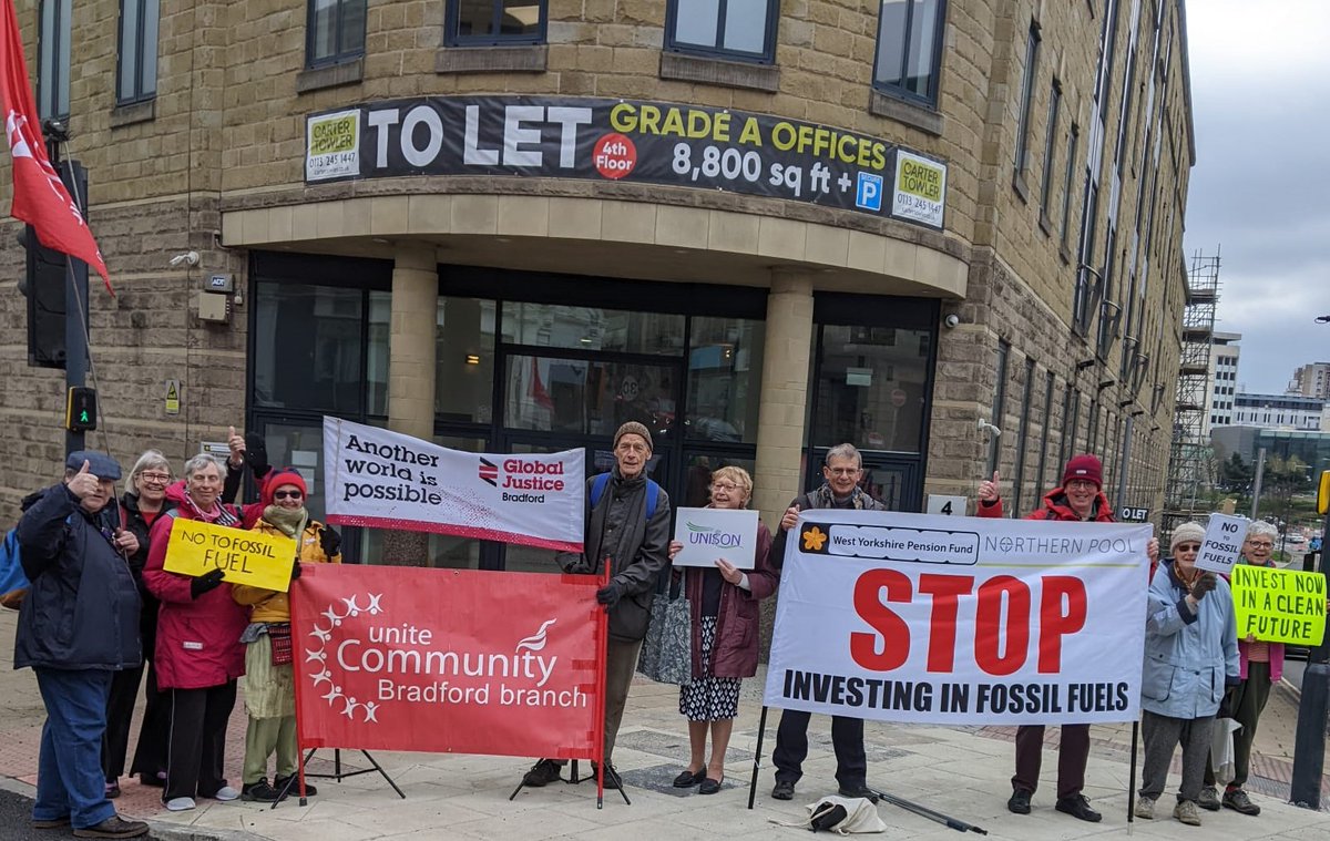 FossilFreeWYPF's tweet photo. Vigil 124, 12.4.24 outside @WYPF_LGPS @athornton_bfd @bradfordmdc calling on them to continue their good work and #divesttherest because, 'It's not an investment if it's destroying the planet', @drvandanashiva https://t.co/ctJCwHdiFY