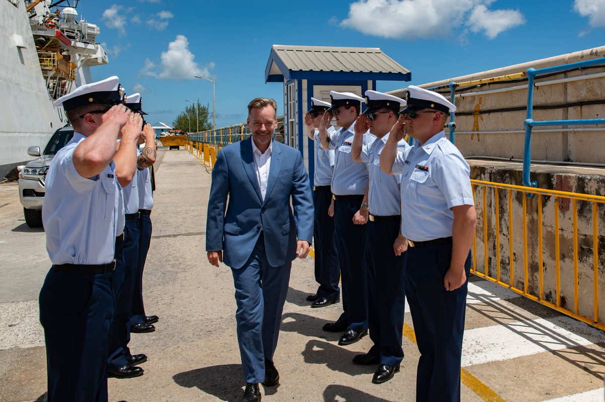 As part of his commitment to enhancing regional security, Ambassador Nyhus toured the U.S. Coast Guard Cutter James during its visit to Barbados this week. 🛳️ The state-of-the-art cutter is one of the largest ships in the Coast Guard fleet. Tasked with combating drug trafficking