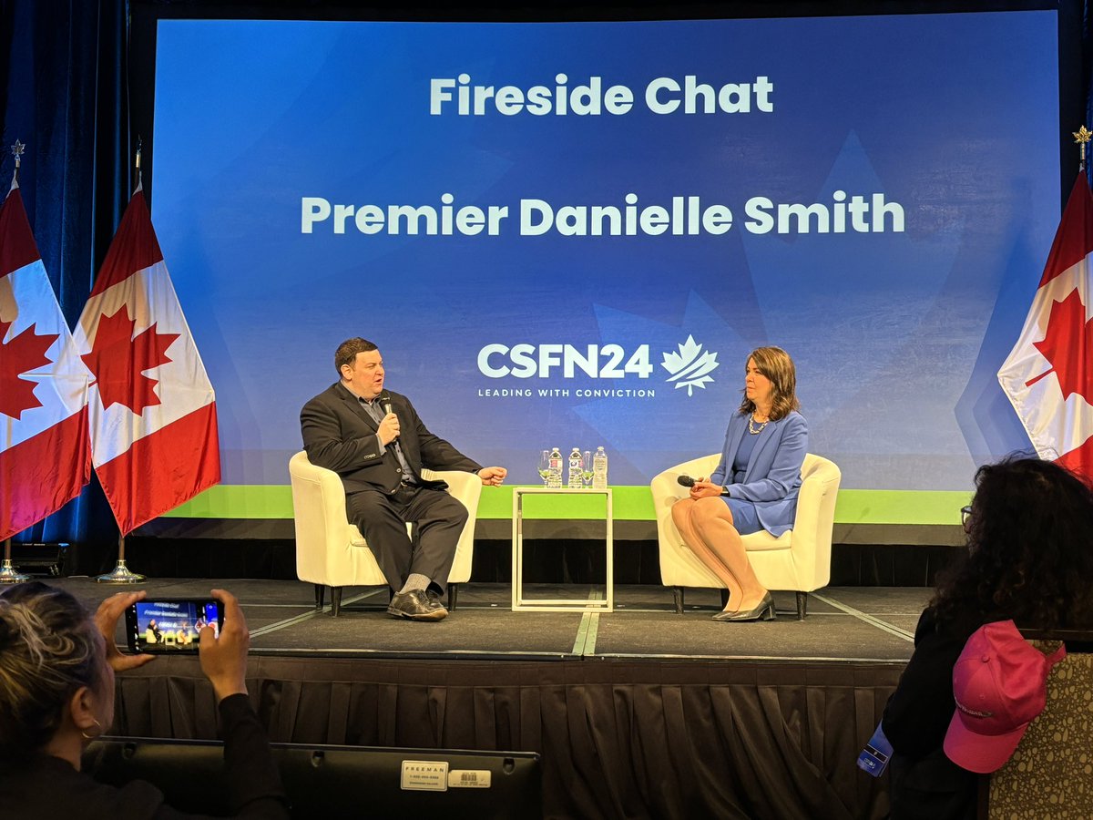 elevatereport's tweet image. Premier @ABDanielleSmith delivers energetic and scathing address during fireside chat at #CSFN24