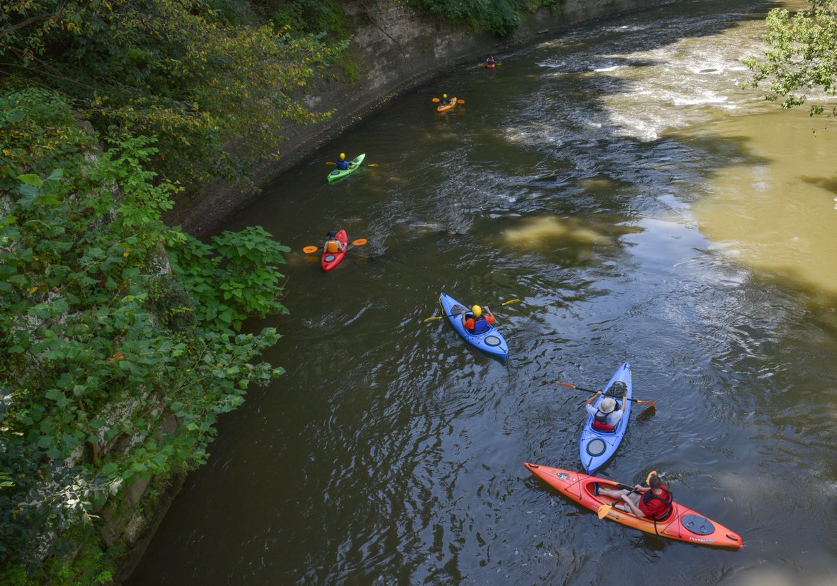 Plan a trip on the Cuyahoga River! Tomorrow, chat with a ranger virtually about all things paddling. Whether it’s your first time or you’re a seasoned kayaker, this program can help you safely plan a paddle on the Cuyahoga River. eventbrite.com/e/recreation-1… NPS Photo/Tim Fenner