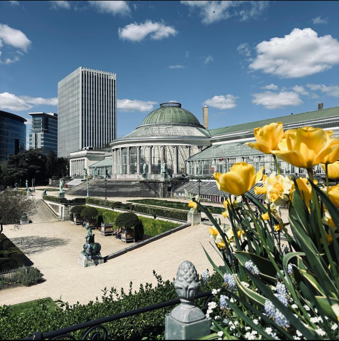 Spring is in the air 🌼 (you know what that means... Les Nuits Botanique 2024 are just around the corner!)

What concert are you expecting ?