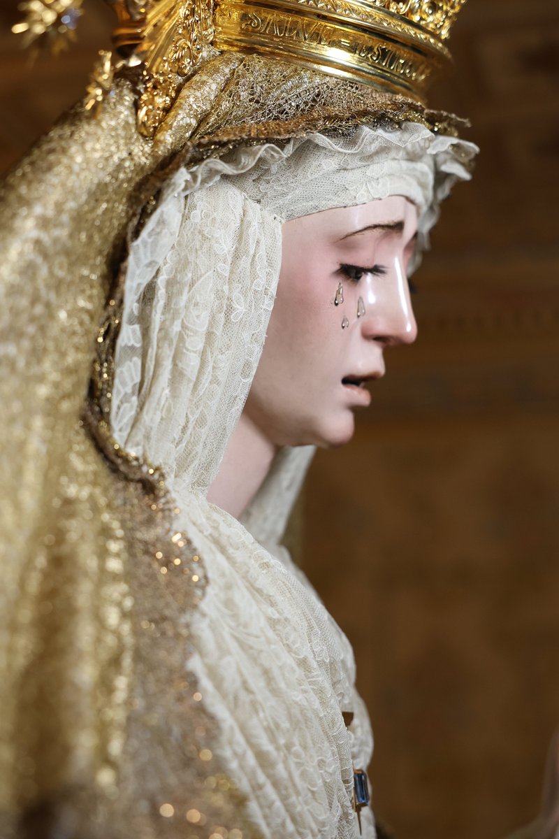 hdadlaestrella's tweet photo. El río, el cielo, el barrio, todo es Ella,
alabastro de Gracia reluciente,
Madre Divina, Virgen de la Estrella.
🪶 Juan Sierra

Fotografía 📸 @aleruesga
Producción 🎞️Pepe González https://t.co/kOJluaF3KI