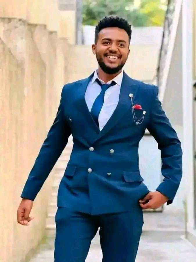 Thegoonernhisd1's tweet photo. He took the fight to the dragons den and honourably gave his life for his people. Your sacrifice won't be in vain bruv! True #Amhara.
Rest in power https://t.co/hi0pEbQliG