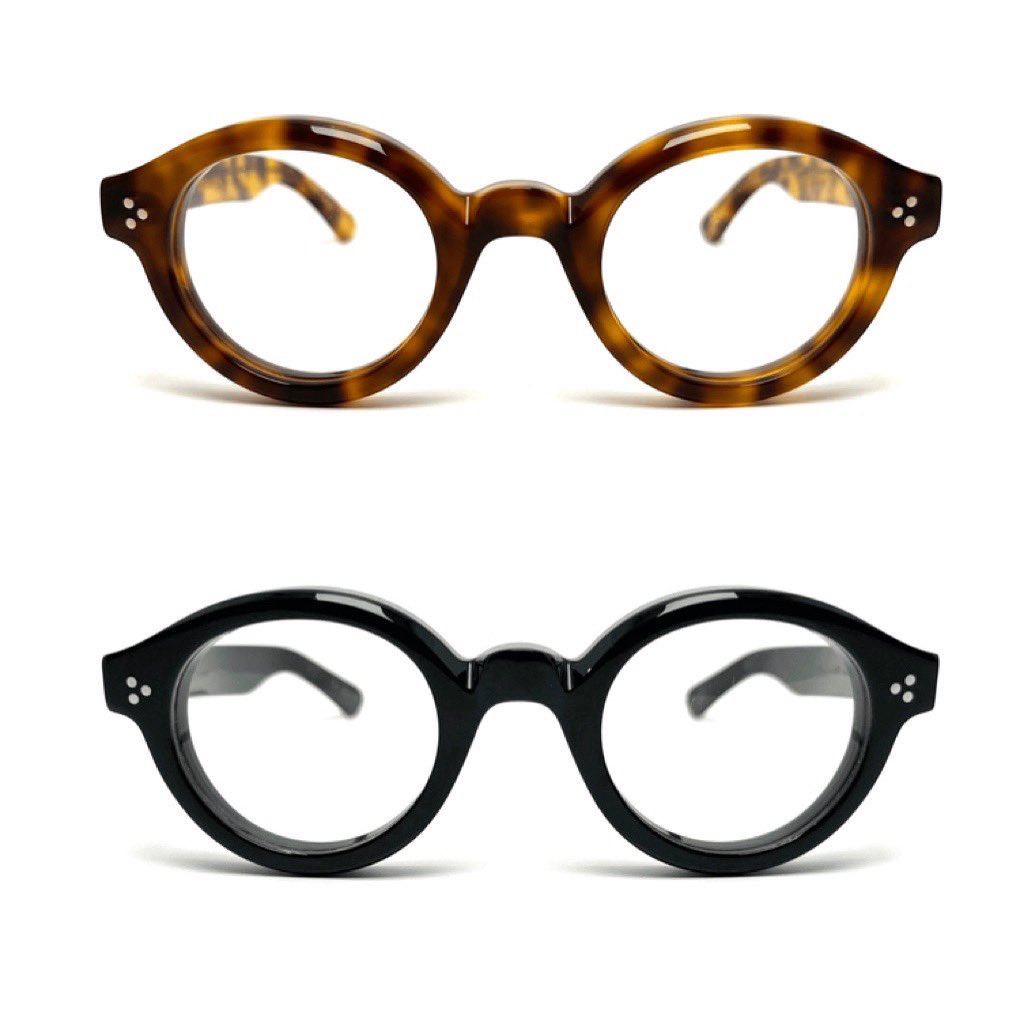 ReflectEyes's tweet photo. Double dose of round classic cool with Lesca’s #CORBS in Tortoise (252) and Black. Available now via Reflect Eyes/Michael Silber at 201.519.5571, reflecteyes@aol.com or visit https://t.co/2lu5c7krgV #reflecteyes #lescalunetier #lescaeyewear #fashioneyewear #eyewearstyle #optical https://t.co/f6XormUByg